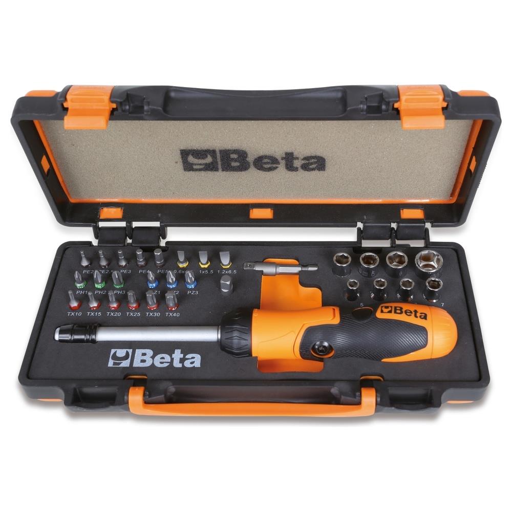 1 portainserti con impugnatura a cricchetto reversibile, 27 inserti per avvitatori,8 bussole esagonali e 2 accessori in cassetta di lamiera con termoformato morbido beta 860/c38p