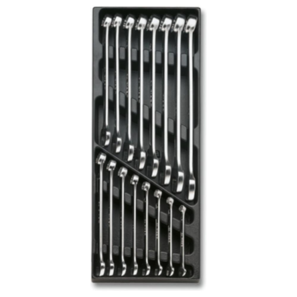 termoformato rigido con assortimento di utensili beta t28