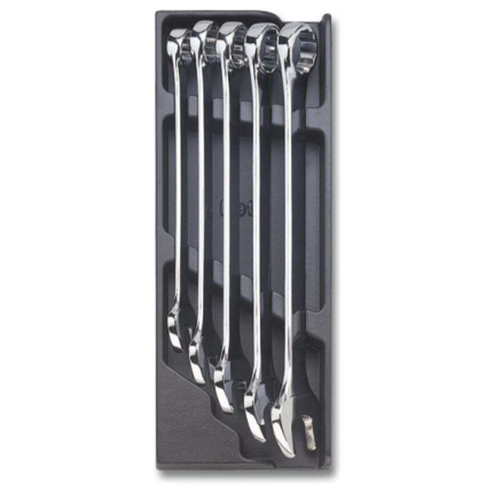 termoformato rigido con assortimento di utensili beta t29